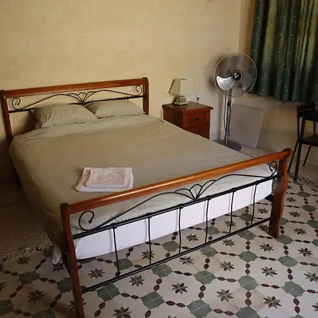 Rosehill Guest house Xaghra