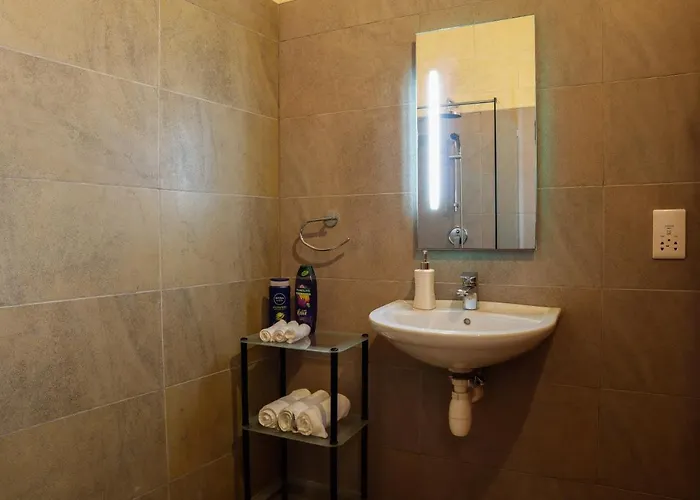 Rosehill Pensión 4*